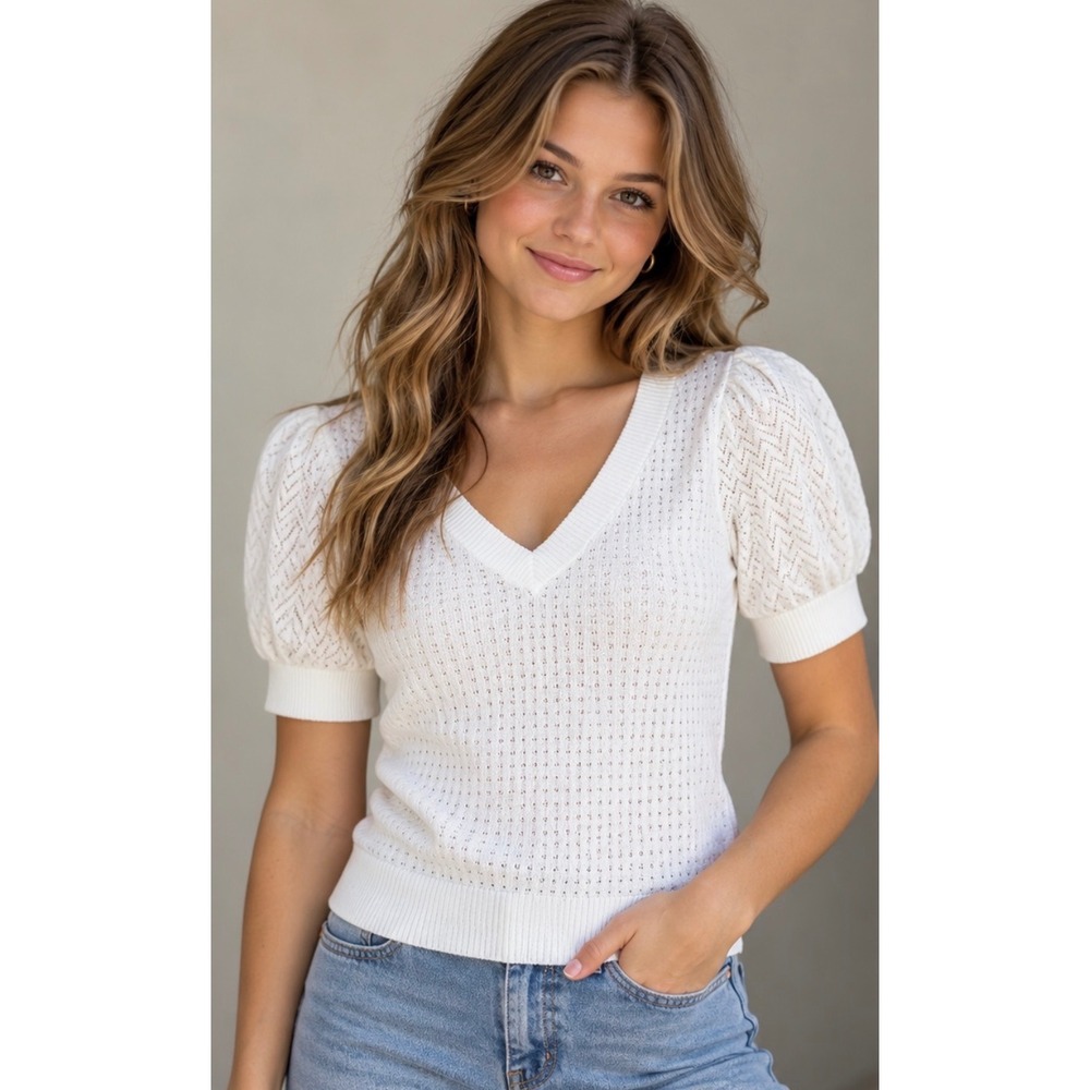 Les Serein Women's V-neck Pointelle Stitch Sweater Puff Sleeves Off-White Size L